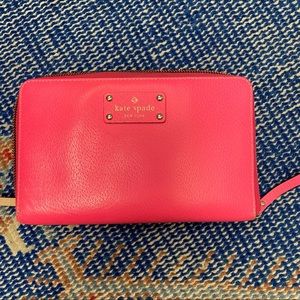 Kate Spade Oversized Travel Wallet